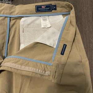 Vineyard Vines Breaker Khaki Short